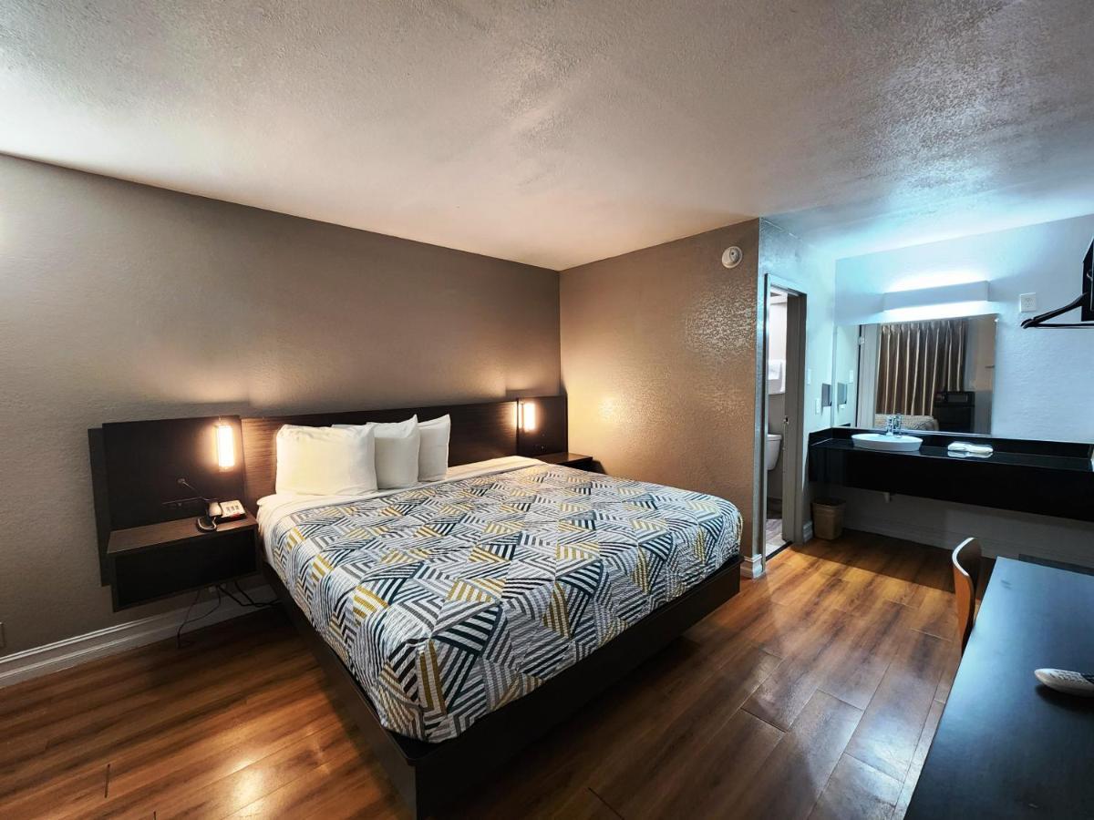 Hotel 6 North Little Rock, Ar-jfk Blvd 2*
