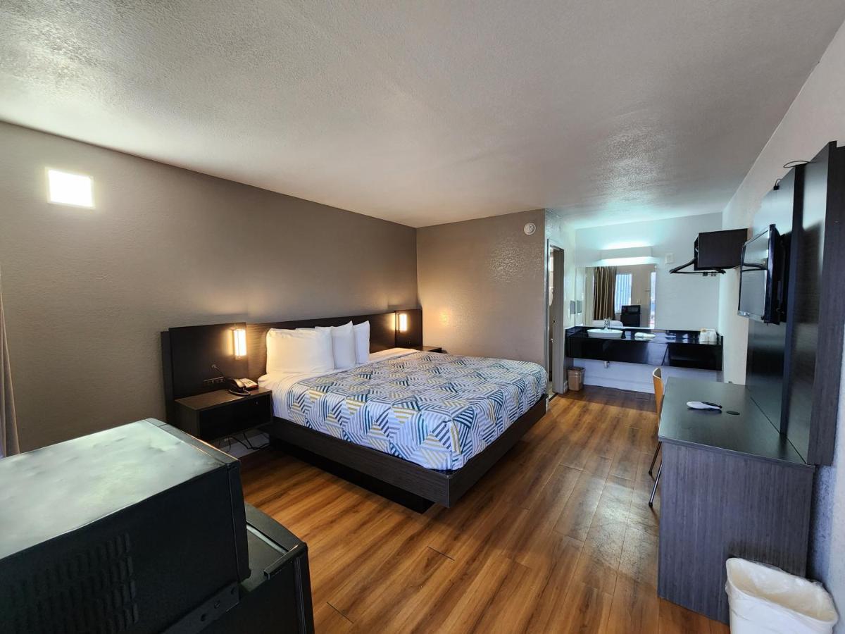 Hotel 6 North Little Rock, Ar-jfk Blvd 2*